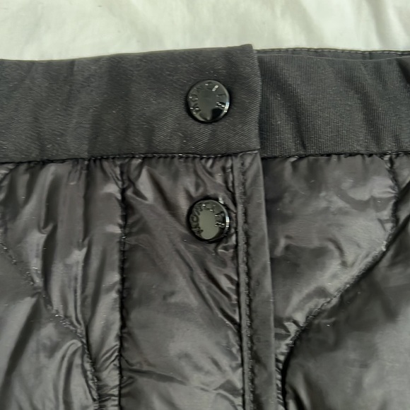Moncler quilted mini skirt - Picture 2 of 9